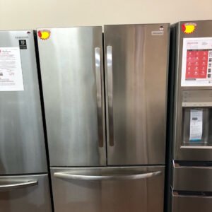 Frigidaire-Refrigerator-FRFN2823AS3
